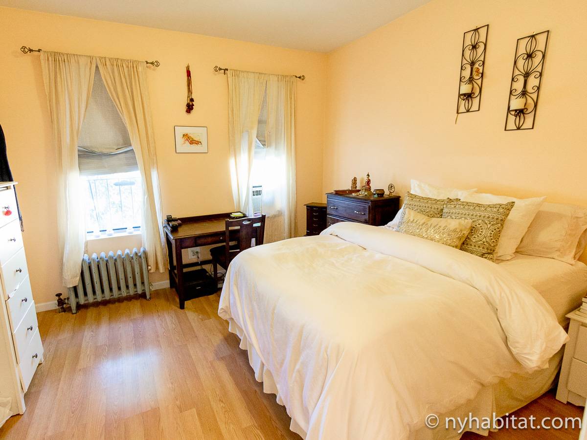 Bedroom - Photo 1 of 6