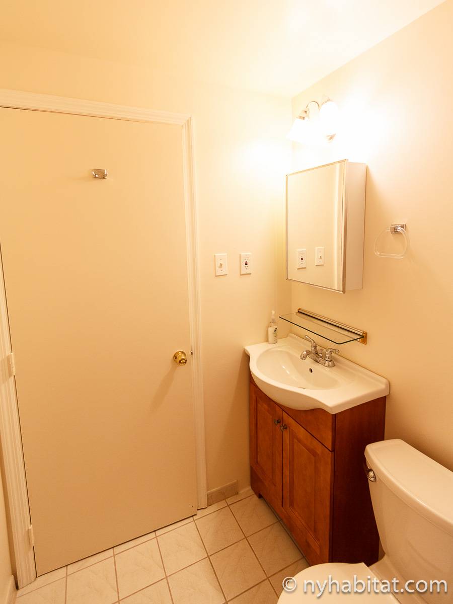 Ba&ntilde;o - Photo 2 de 2