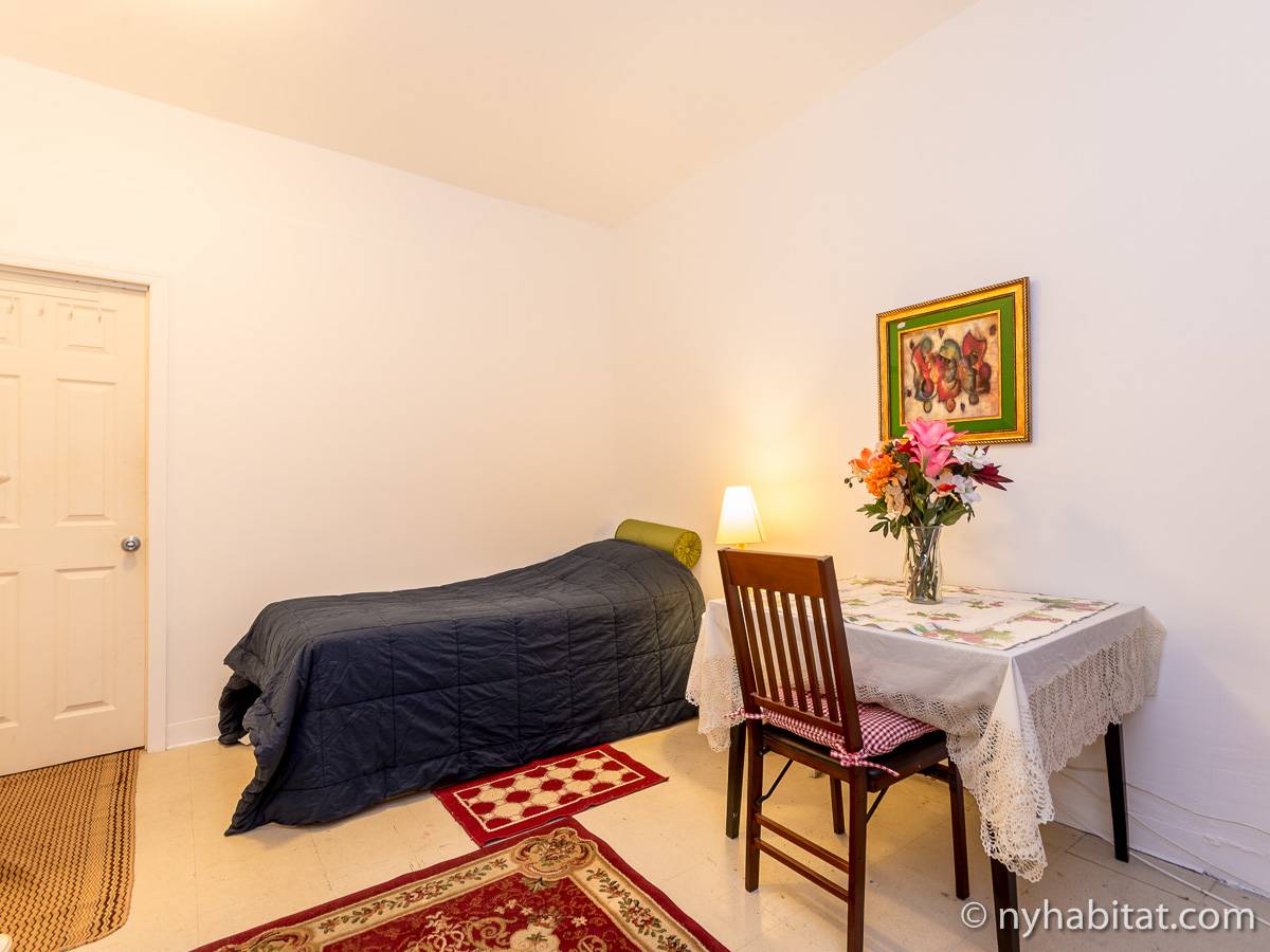 Schlafzimmer 2 - Photo 1 von 4