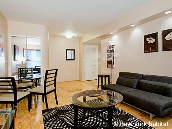 Living room - Photo 2 of 2 Living room - Photo 2 of 2