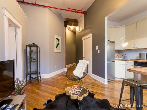 Living room - Photo 4 of 5 Living room - Photo 4 of 5