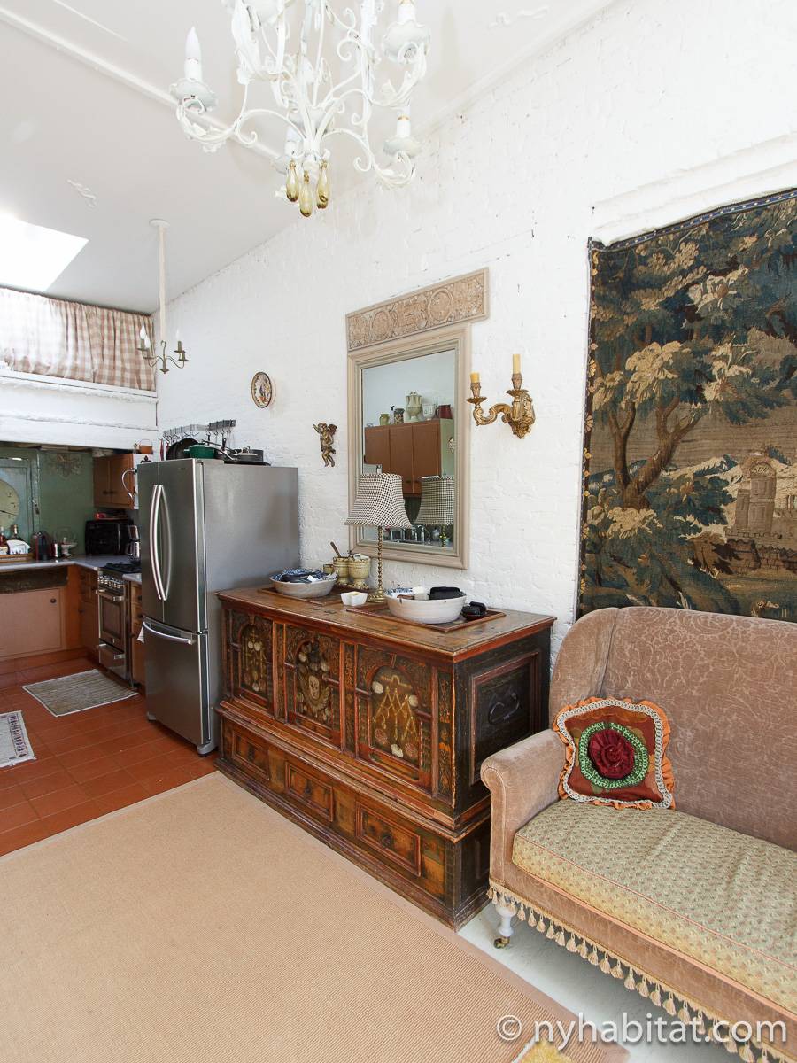 New York Apartment 1 Bedroom Apartment Rental in East Village (NY16112)