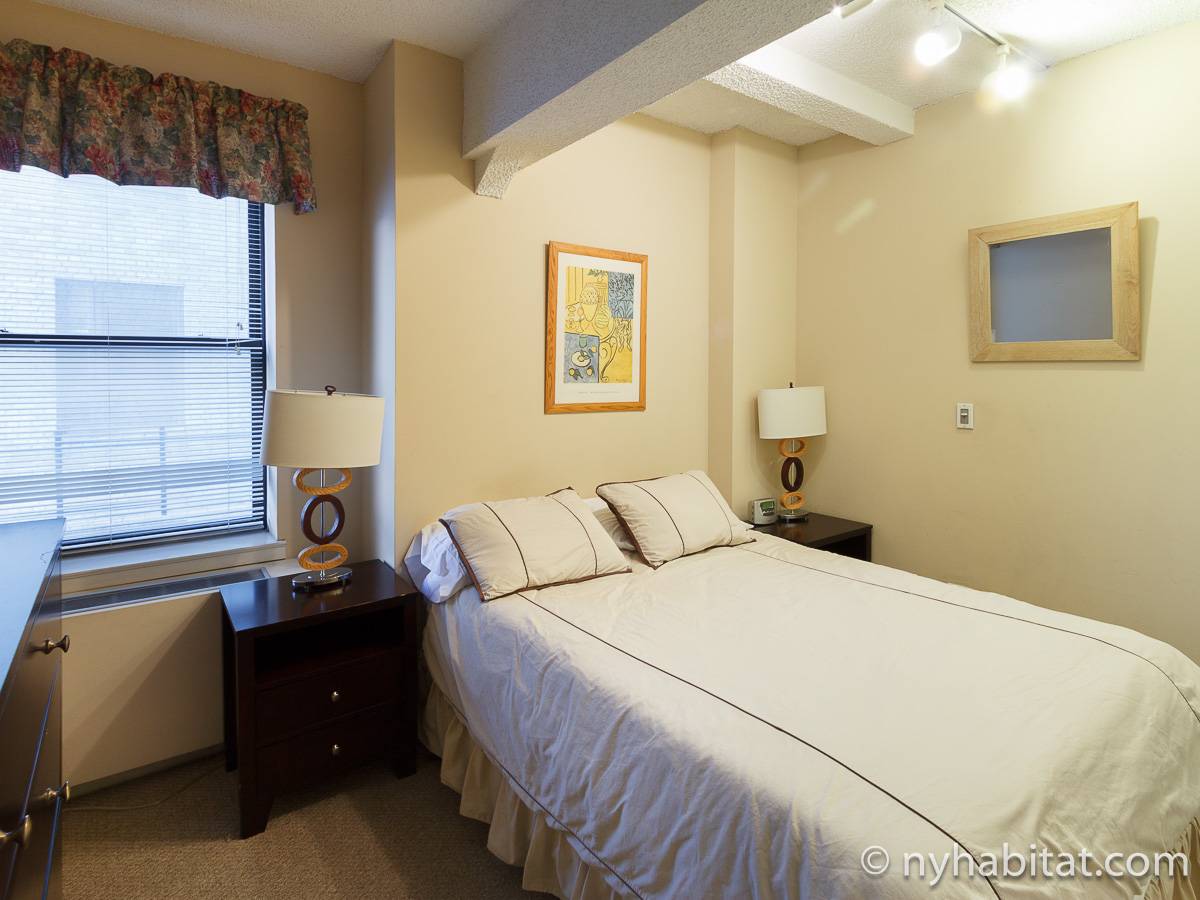 Bedroom - Photo 2 of 4