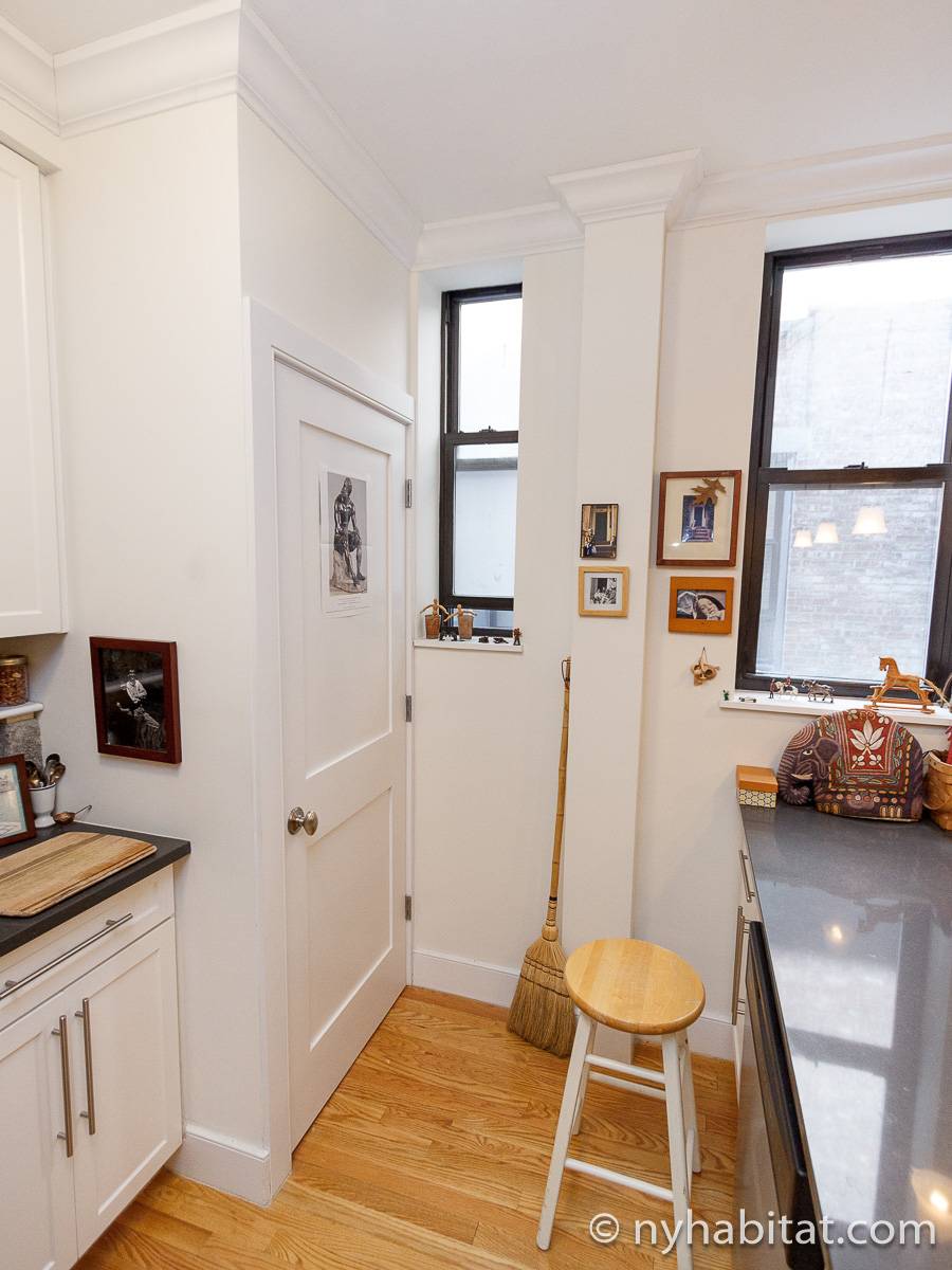 New York Bed And Breakfast 2 Bedroom Apartment Rental in Harlem