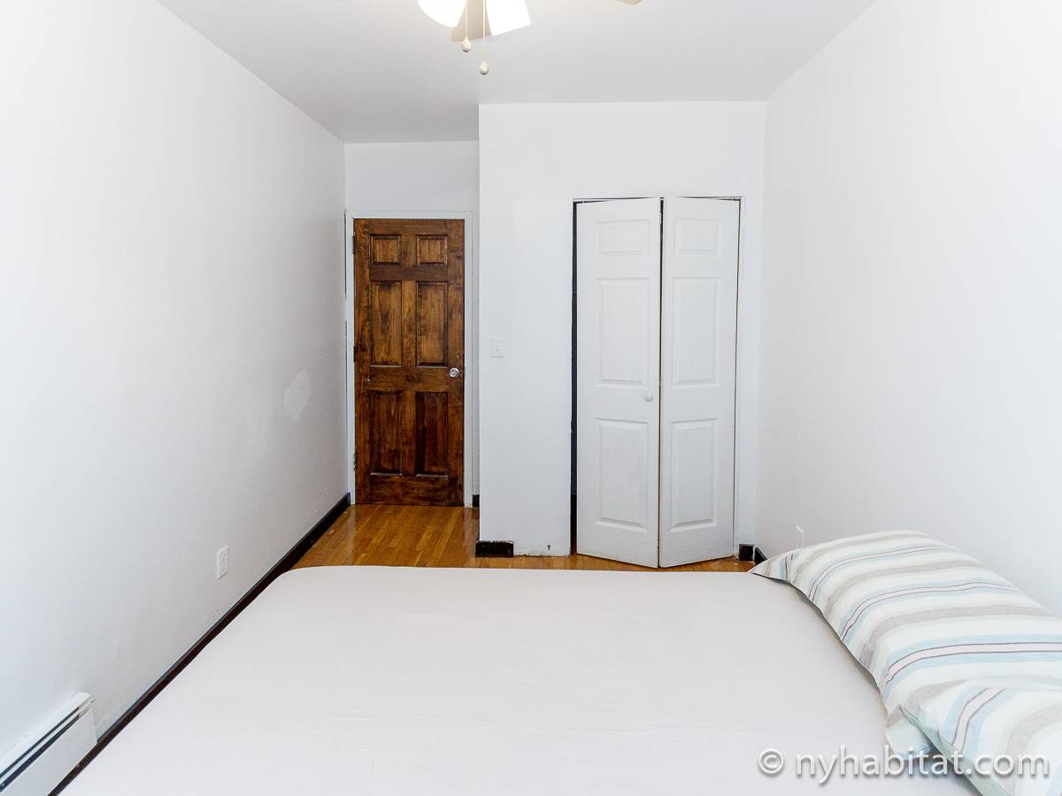 Bedroom 1 - Photo 4 of 6 Bedroom 1 - Photo 4 of 6