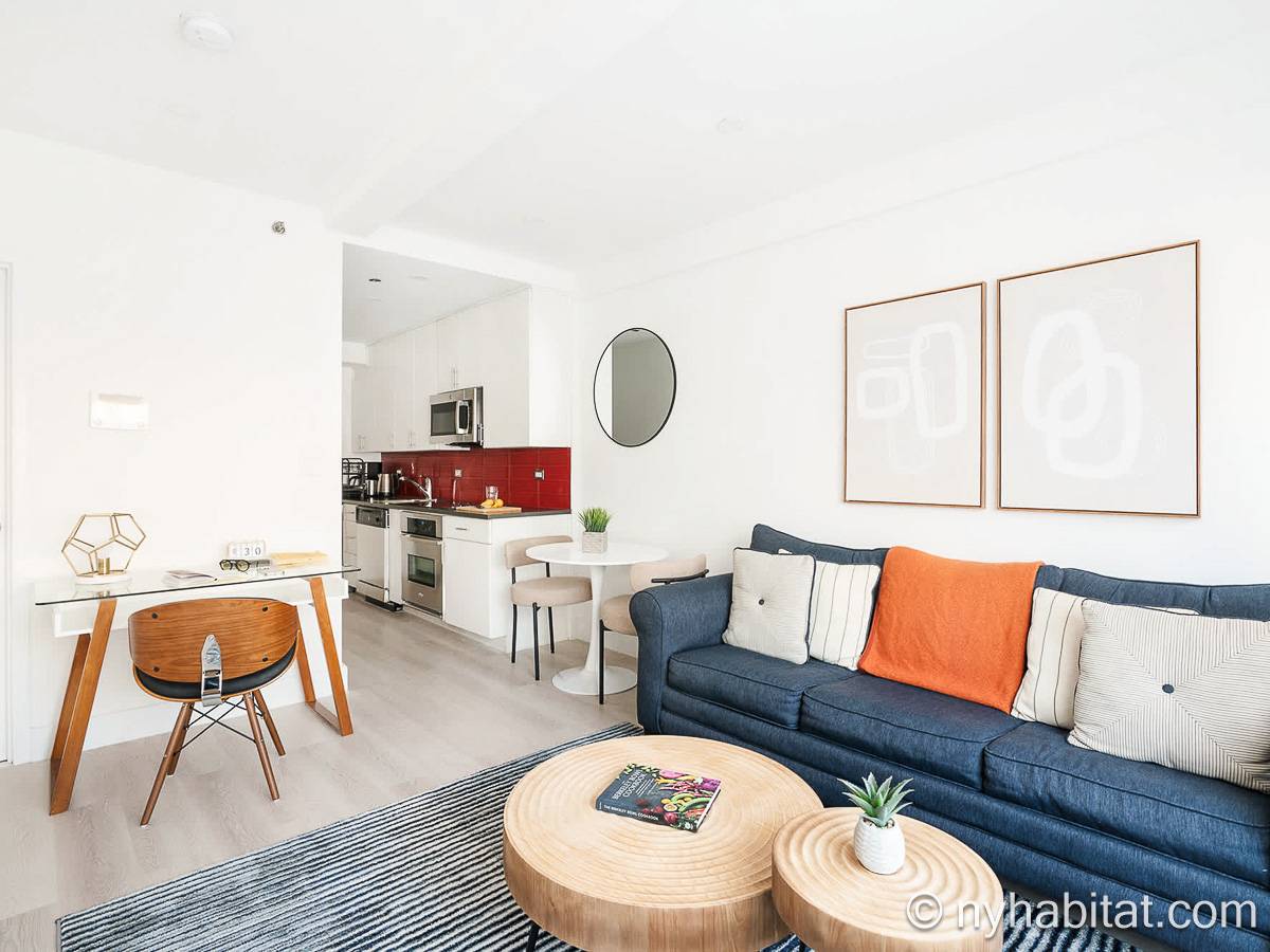 Living room - Photo 4 of 7 Living room - Photo 4 of 7