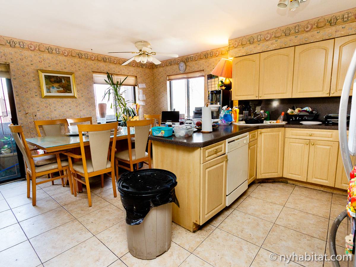 Kitchen - Photo 1 of 4