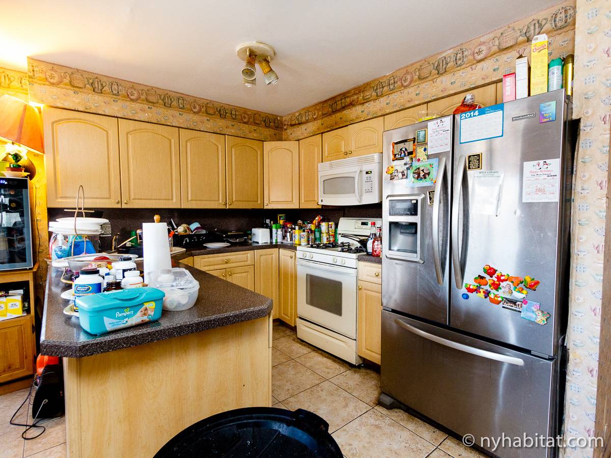 Kitchen - Photo 2 of 4