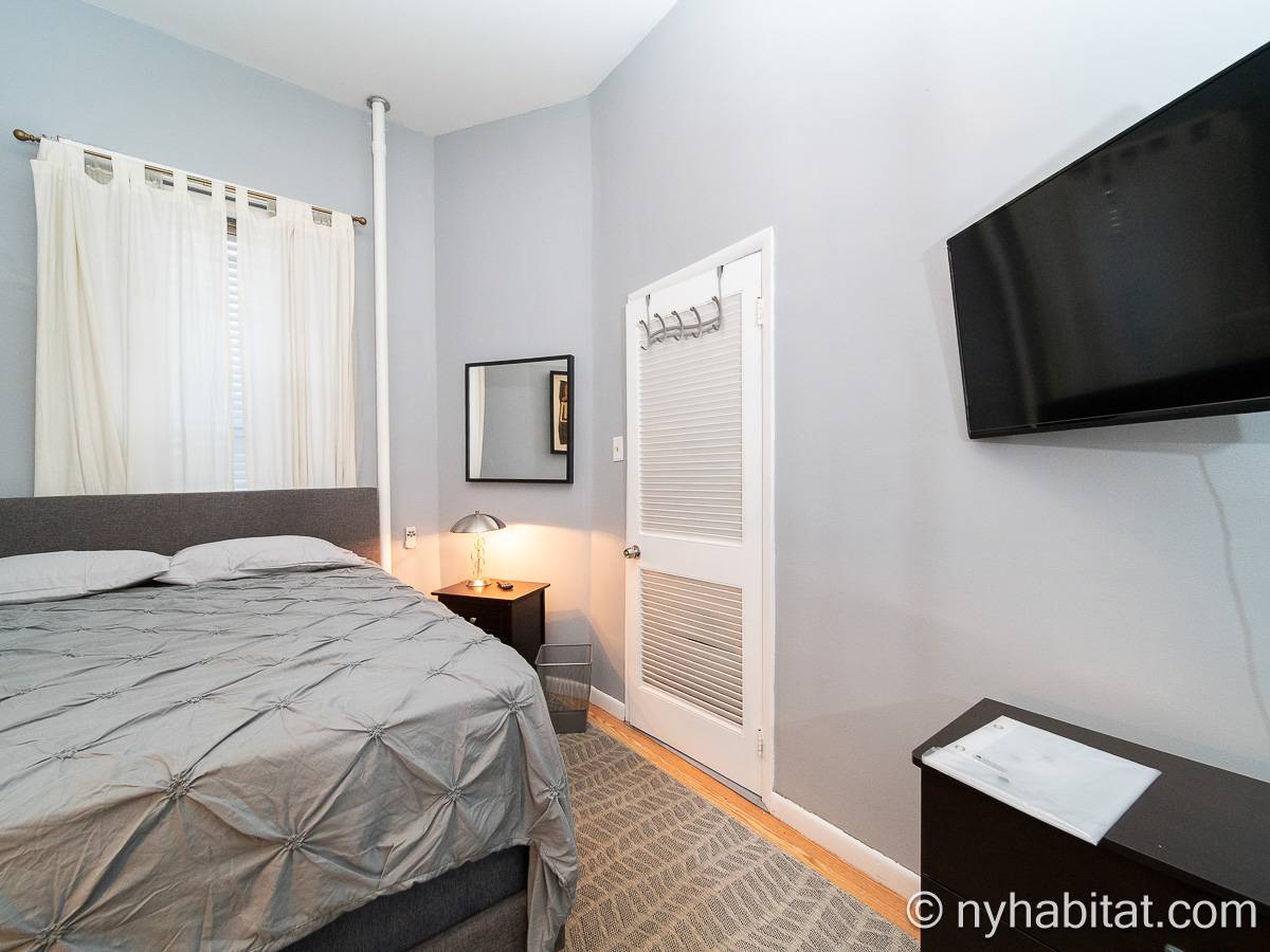 Bedroom - Photo 2 of 4 Bedroom - Photo 2 of 4