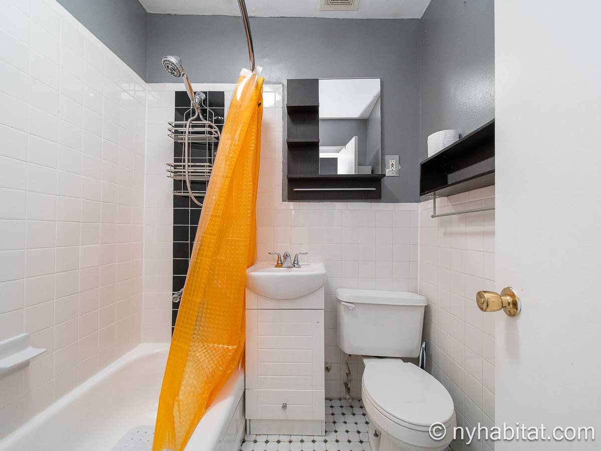Bathroom - Photo 1 of 3 Bathroom - Photo 1 of 3