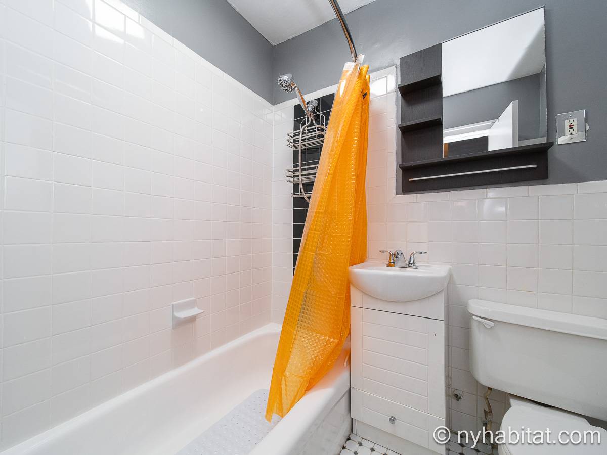 Bathroom - Photo 3 of 3 Bathroom - Photo 3 of 3