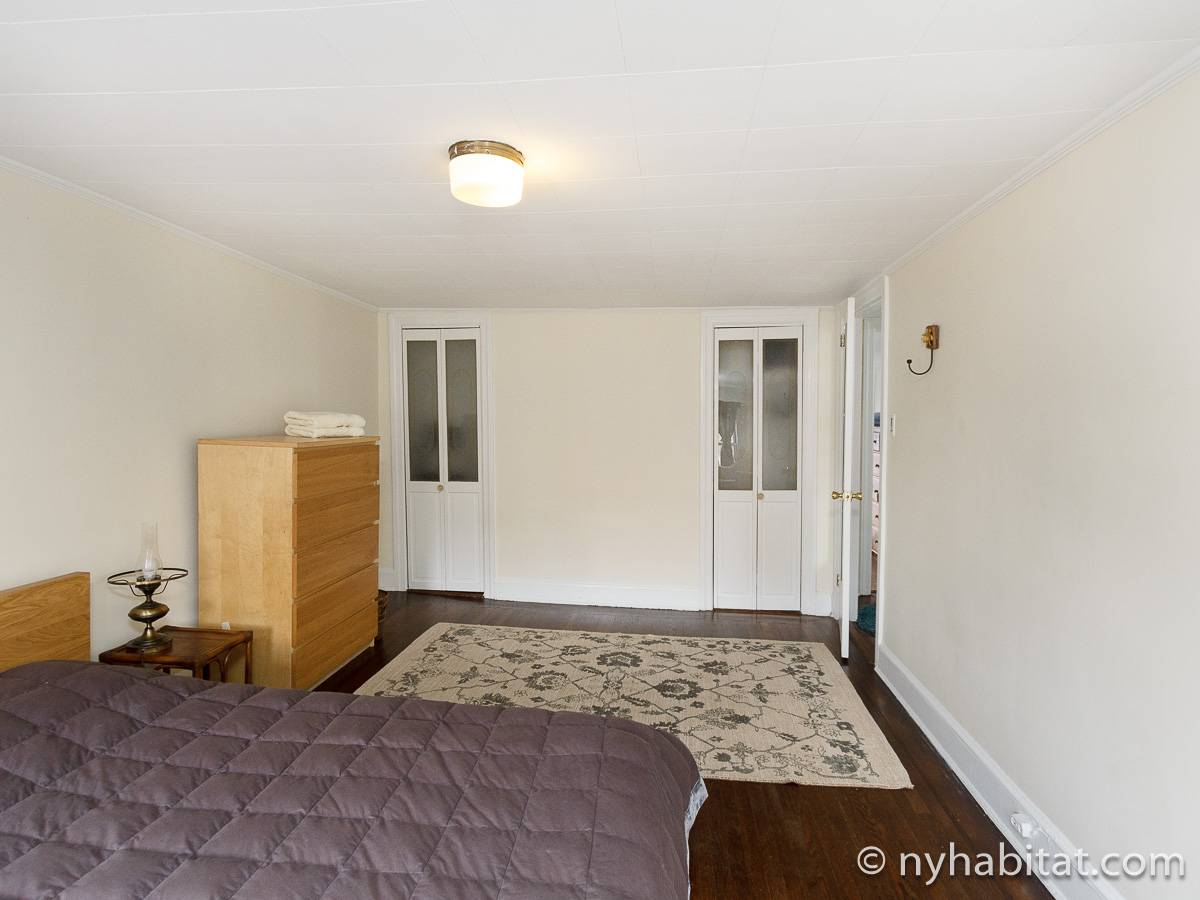 New York Apartment 3 Bedroom Duplex Apartment Rental in Greenpoint (NY