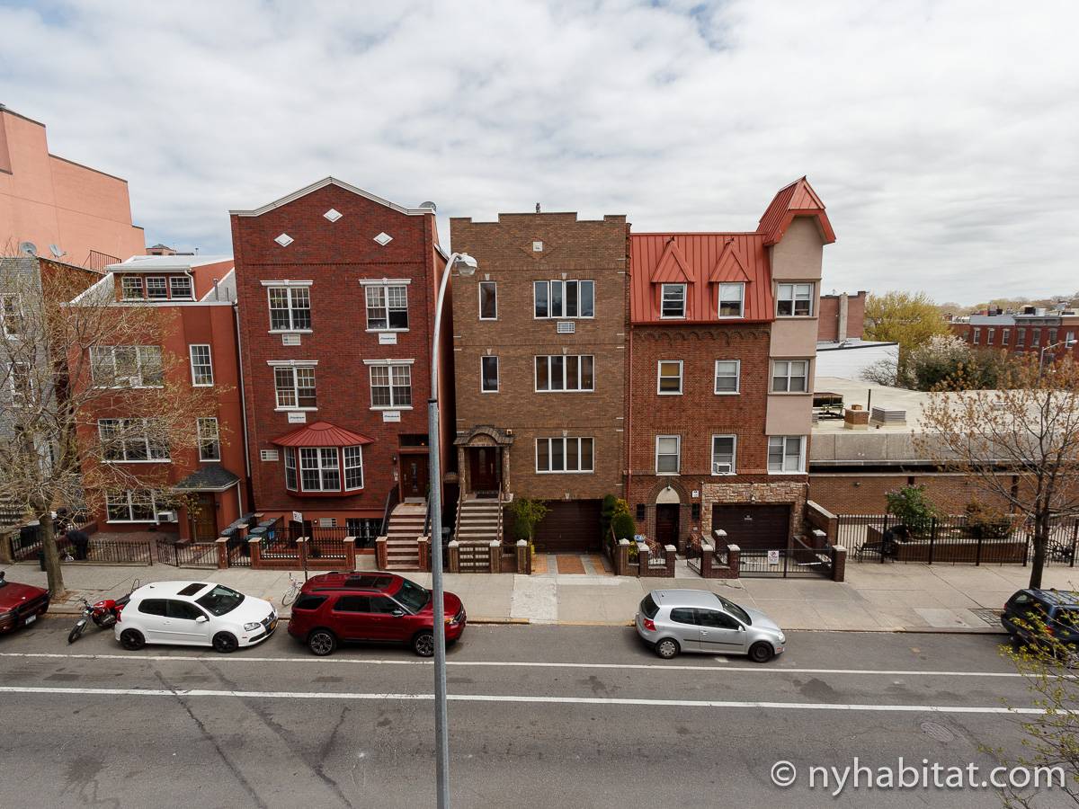 New York Apartment 3 Bedroom Duplex Apartment Rental in Greenpoint (NY