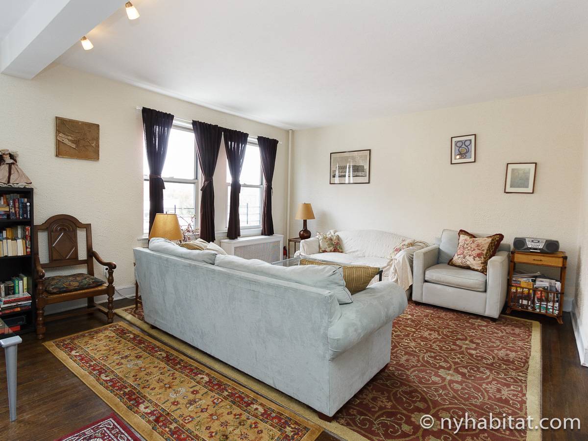 New York Apartment 3 Bedroom Duplex Apartment Rental in Greenpoint (NY16463)