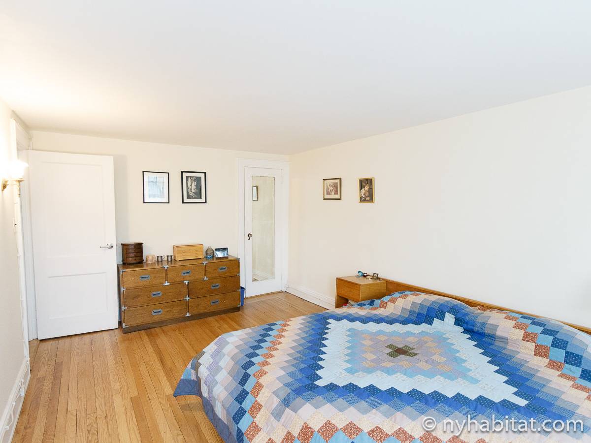 New York Apartment 3 Bedroom Duplex Apartment Rental in Forest Hills, Queens (NY16499)