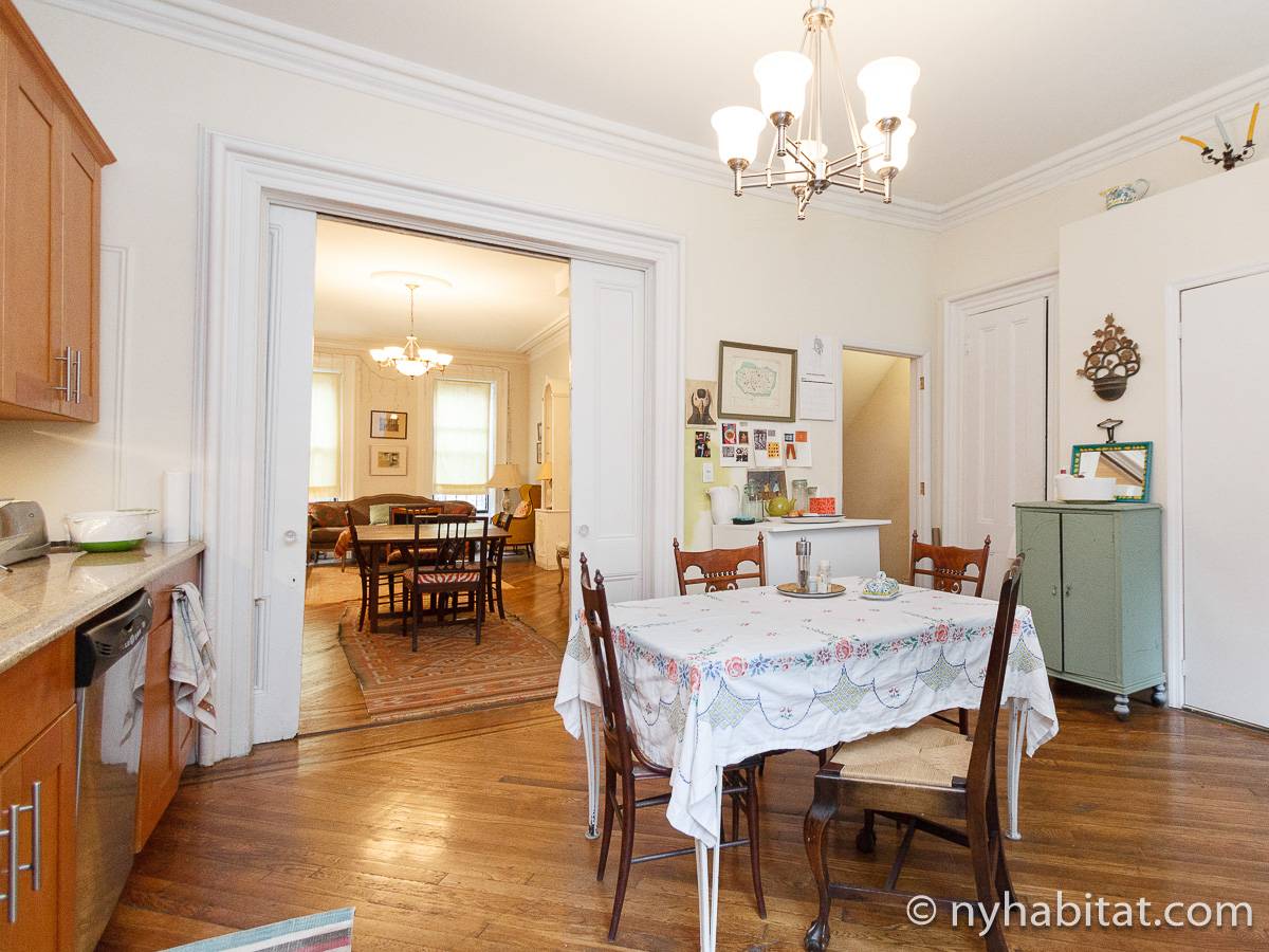 Kitchen - Photo 4 of 4