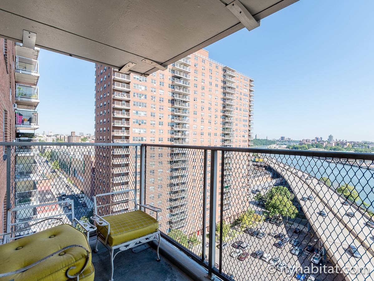 New York Roommate Room for rent in Harlem 2 Bedroom apartment (NY16550)