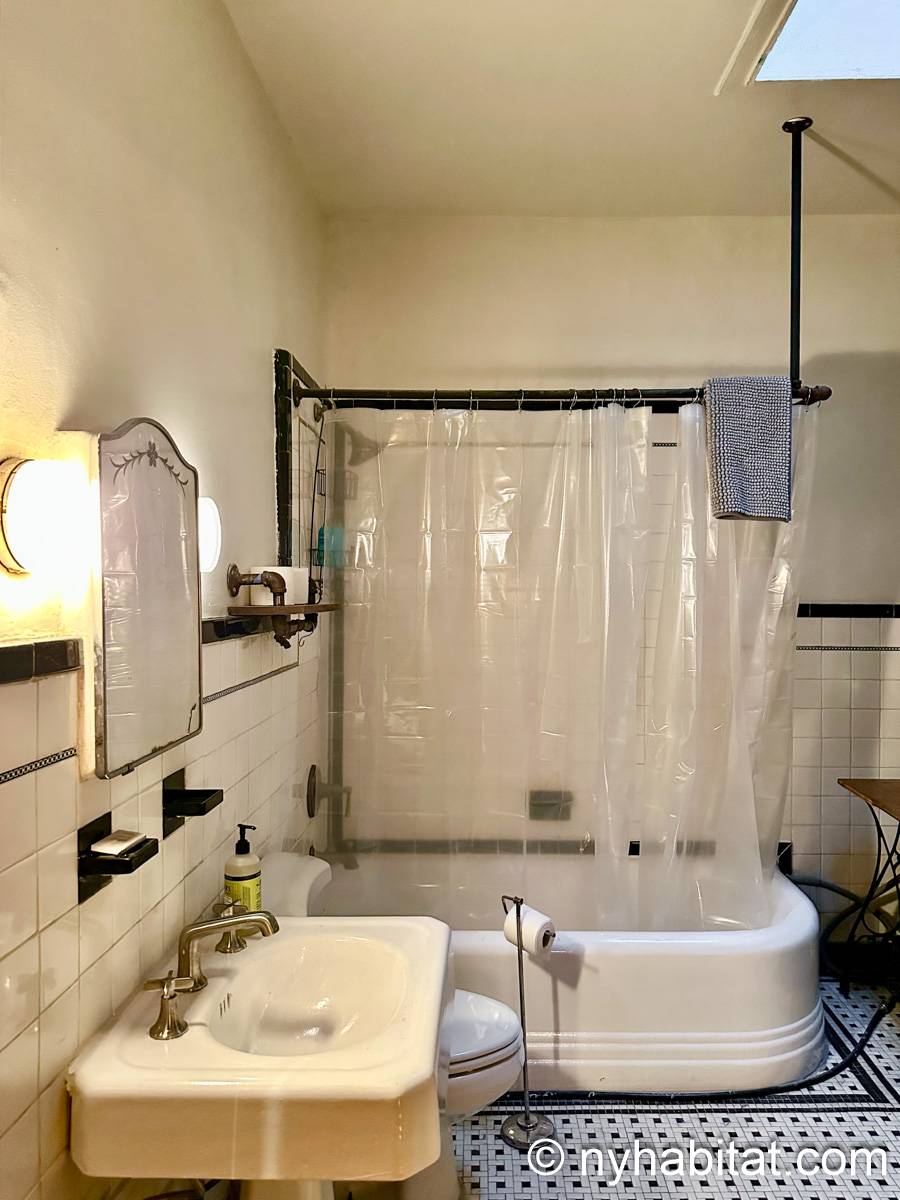 Bagno - Photo 1 di 4 Bagno - Photo 1 di 4