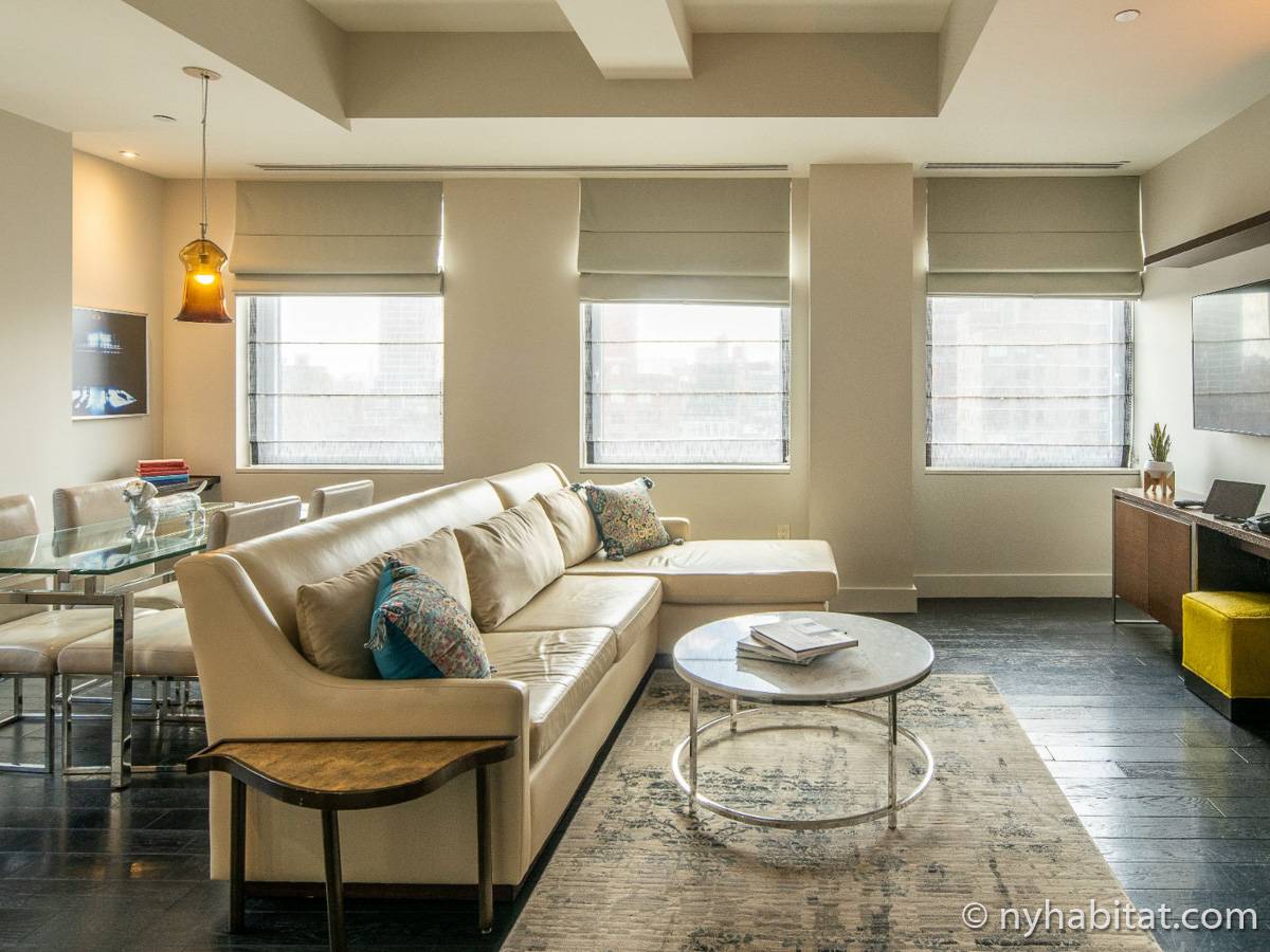 Living room - Photo 2 of 4