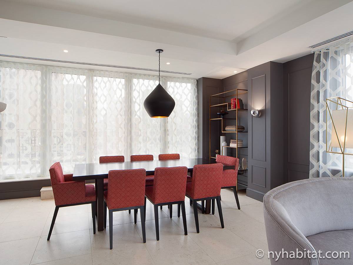 Living room - Photo 4 of 5 Living room - Photo 4 of 5