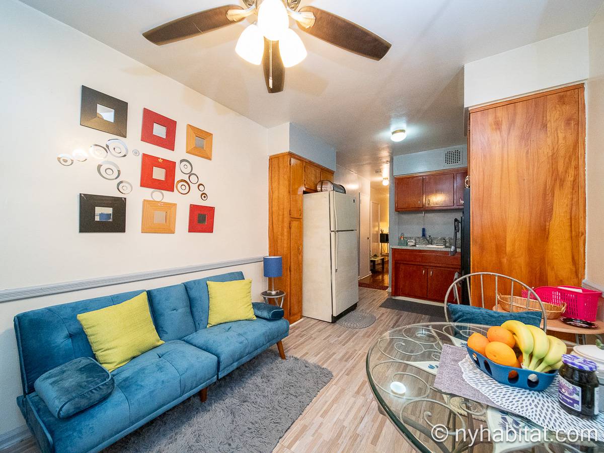 Living room - Photo 2 of 5