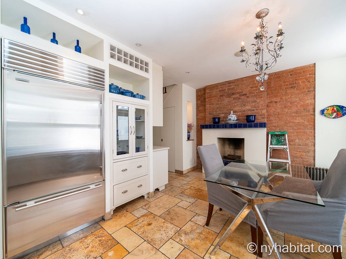 Kitchen - Photo 7 of 7