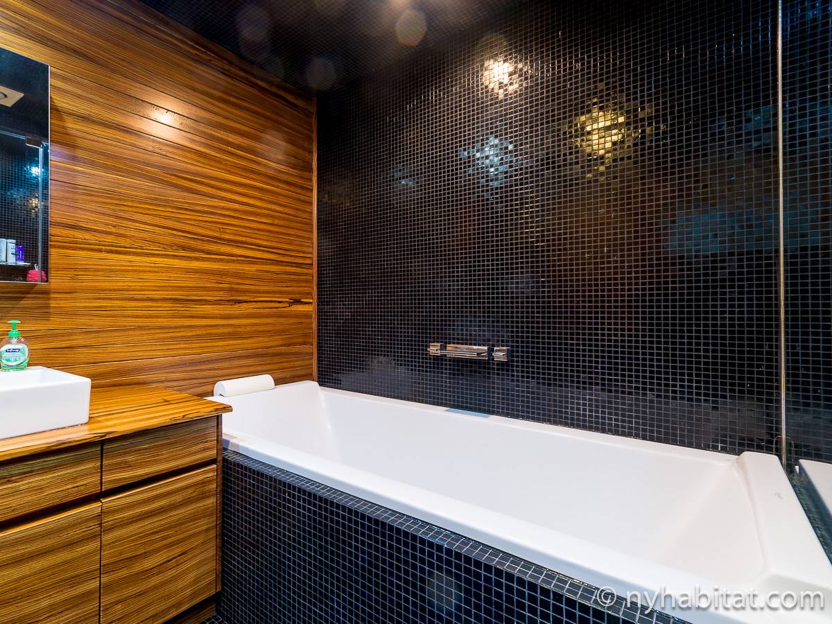 Salle de bain 2 - Photo 2 sur 3