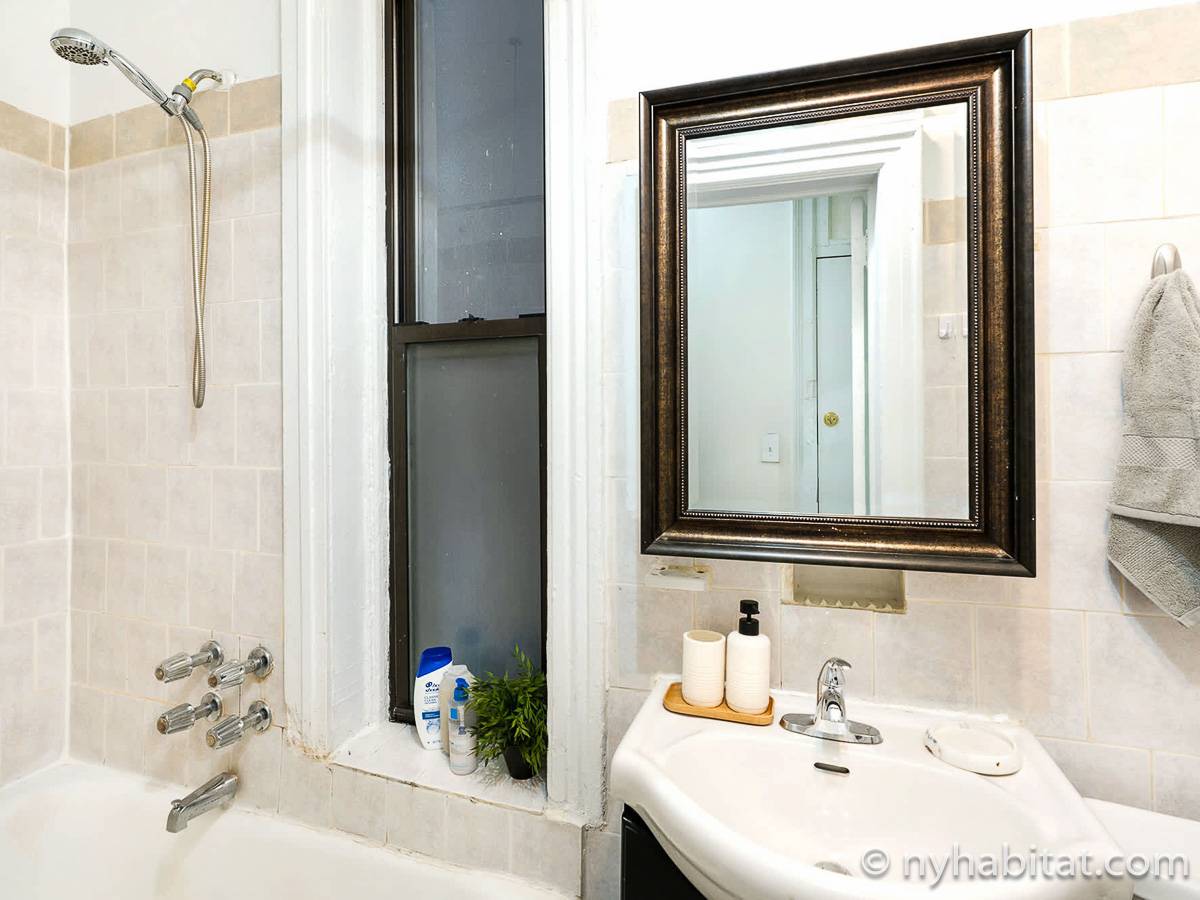 Ba&ntilde;o - Photo 1 de 2