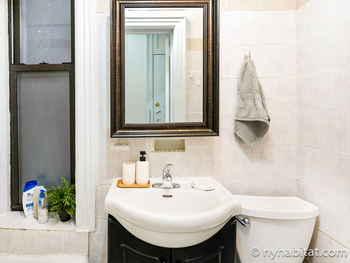 Ba&ntilde;o - Photo 2 de 2