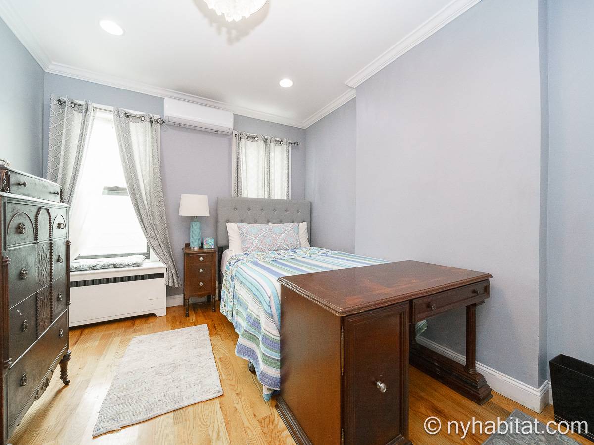 Bedroom 1 - Photo 1 of 6