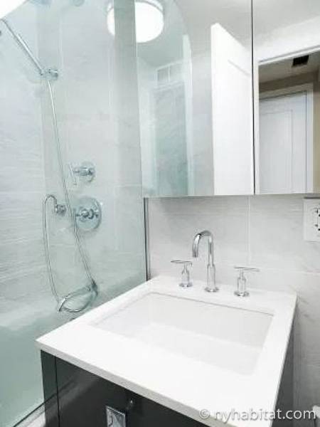 Salle de bain 1 - Photo 1 sur 2