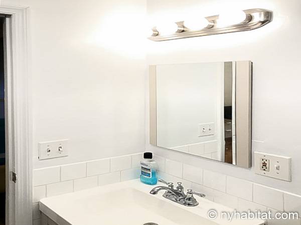 Bathroom - Photo 1 of 2 Bathroom - Photo 1 of 2