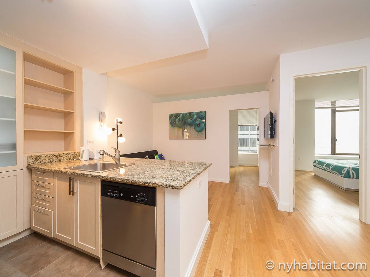 Kitchen - Photo 3 of 4