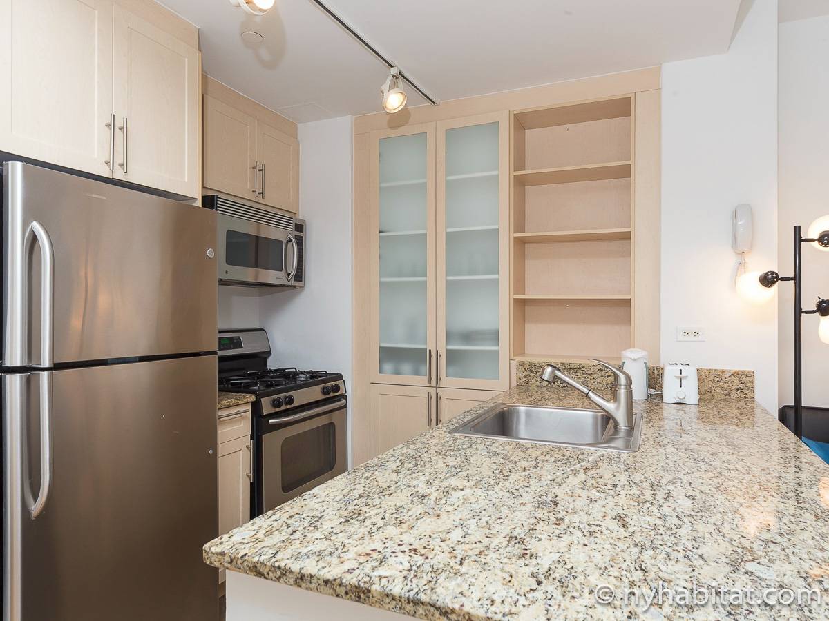 Kitchen - Photo 2 of 4