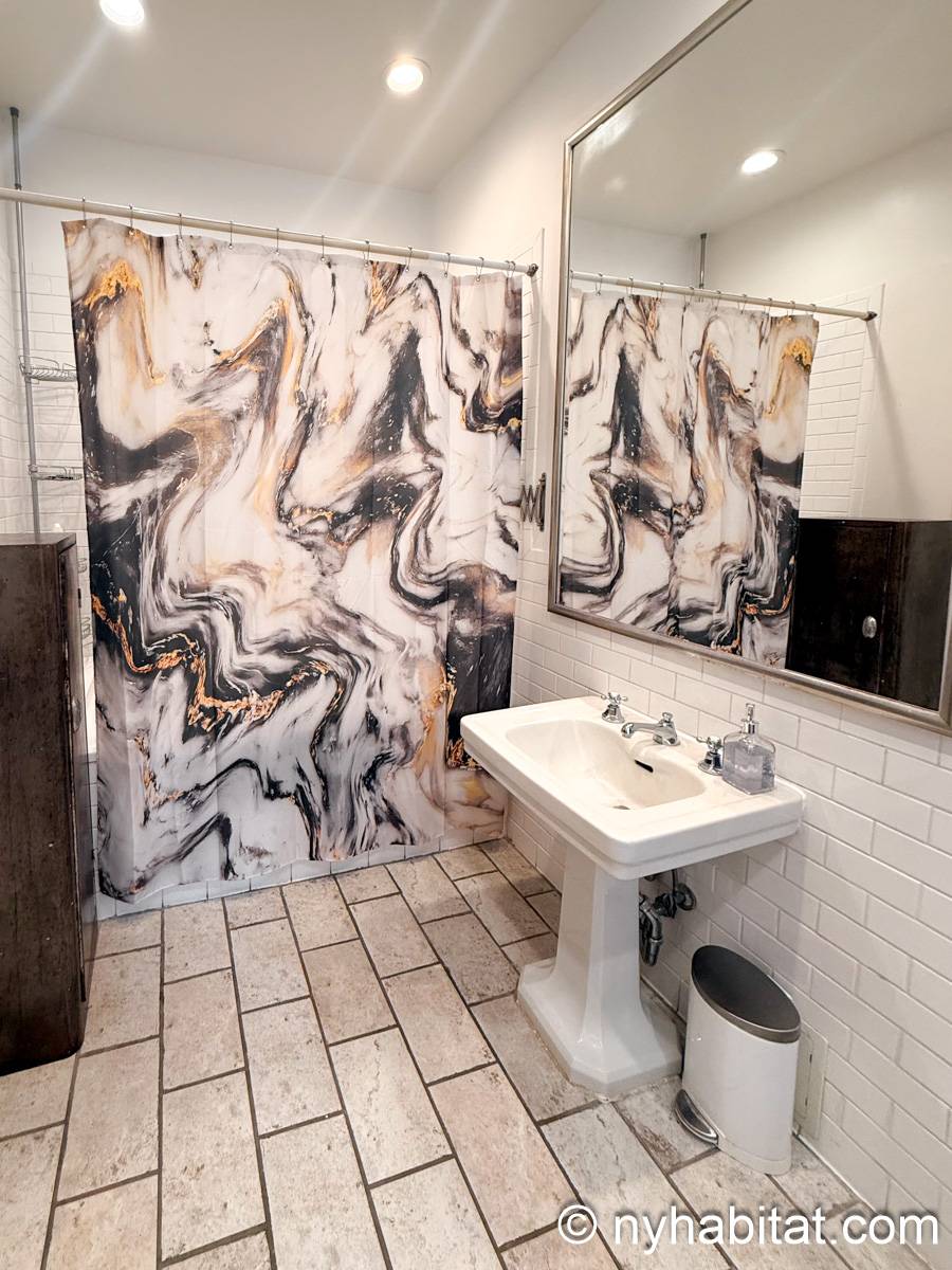 Baño - Photo 2 de 3 Baño - Photo 2 de 3