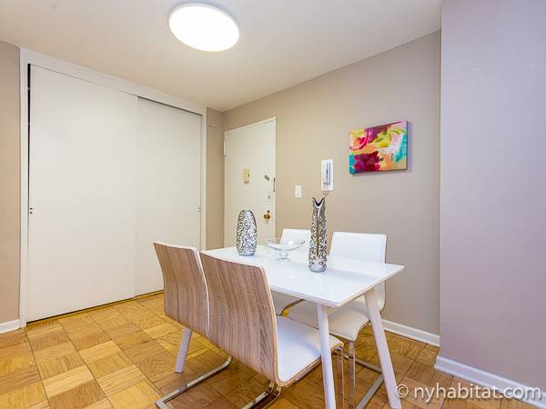 Wohnzimmer - Photo 5 von 7