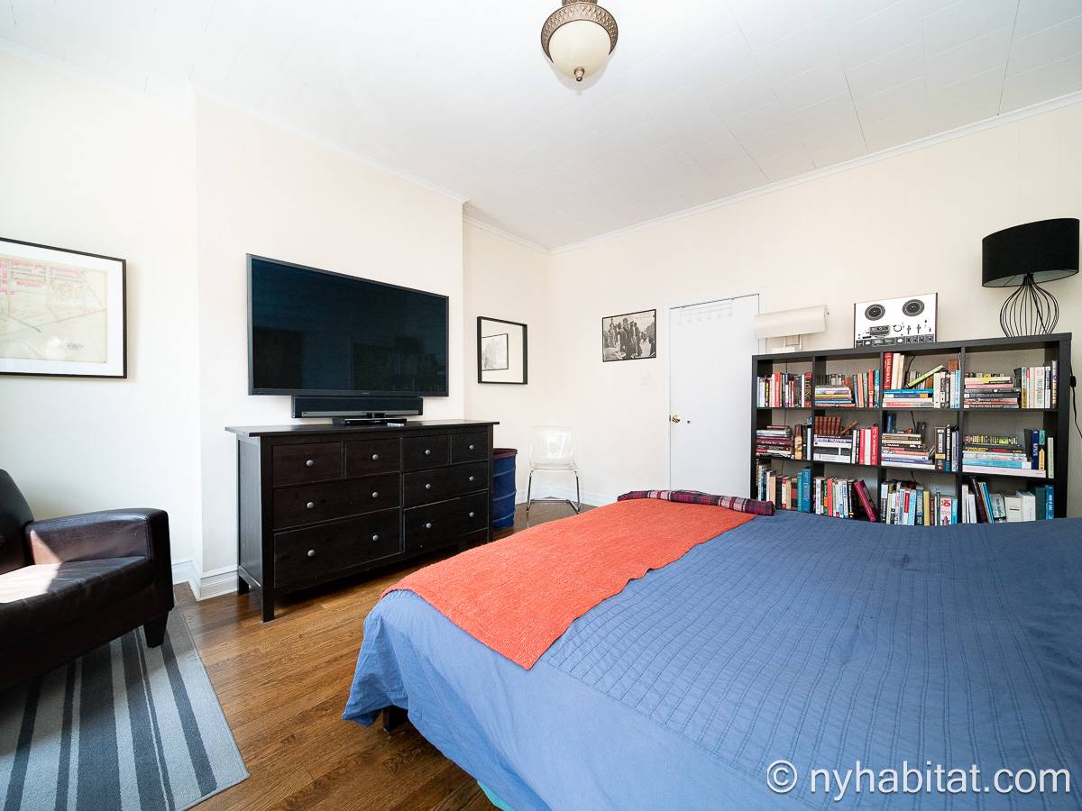 Schlafzimmer - Photo 3 von 5