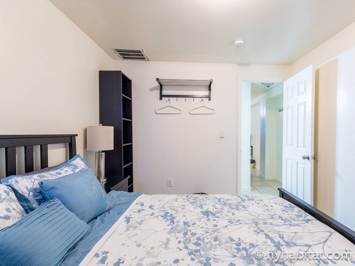 Bedroom - Photo 4 of 6 Bedroom - Photo 4 of 6