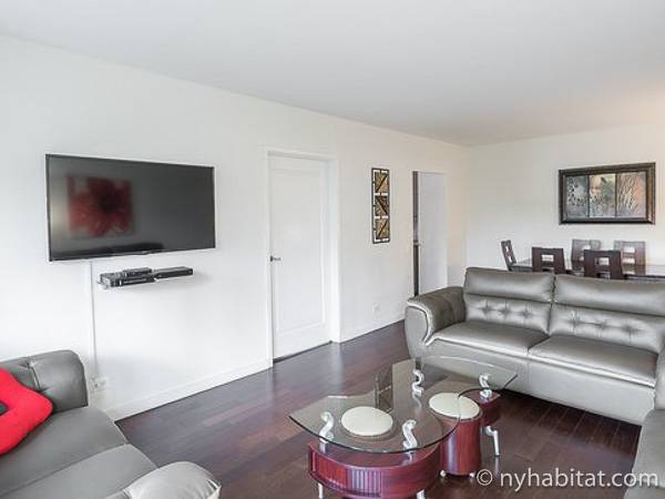 Wohnzimmer - Photo 3 von 4 Wohnzimmer - Photo 3 von 4