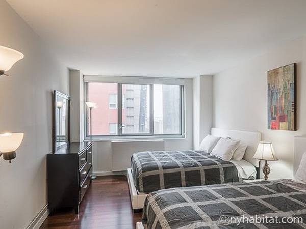 Schlafzimmer 1 - Photo 3 von 4 Schlafzimmer 1 - Photo 3 von 4