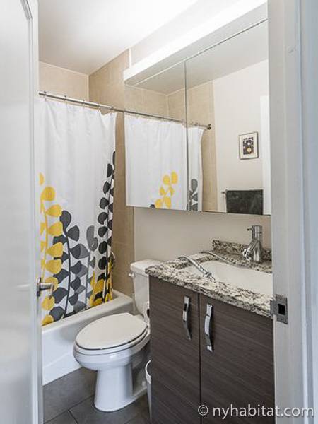 Badezimmer 1 - Photo 1 von 1 Badezimmer 1 - Photo 1 von 1