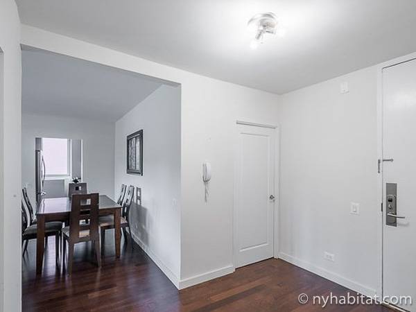 Wohnzimmer - Photo 4 von 4 Wohnzimmer - Photo 4 von 4