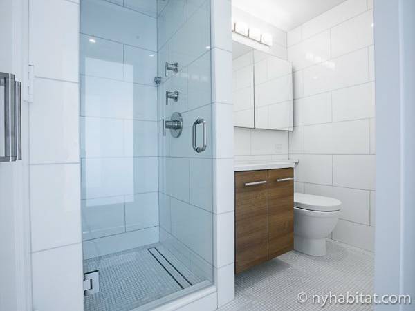 Salle de bain 2 - Photo 1 sur 3