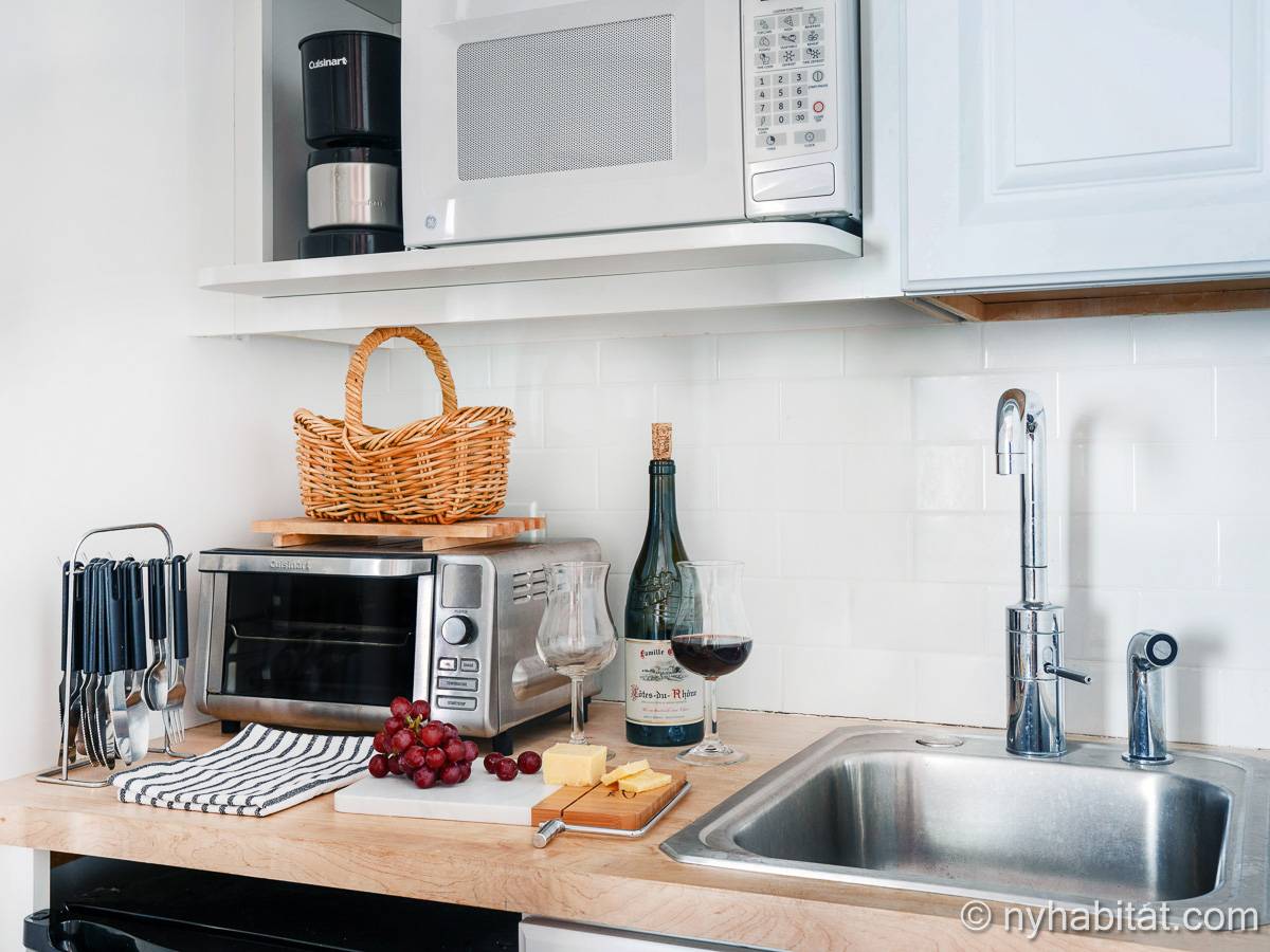 Kitchen - Photo 2 of 2