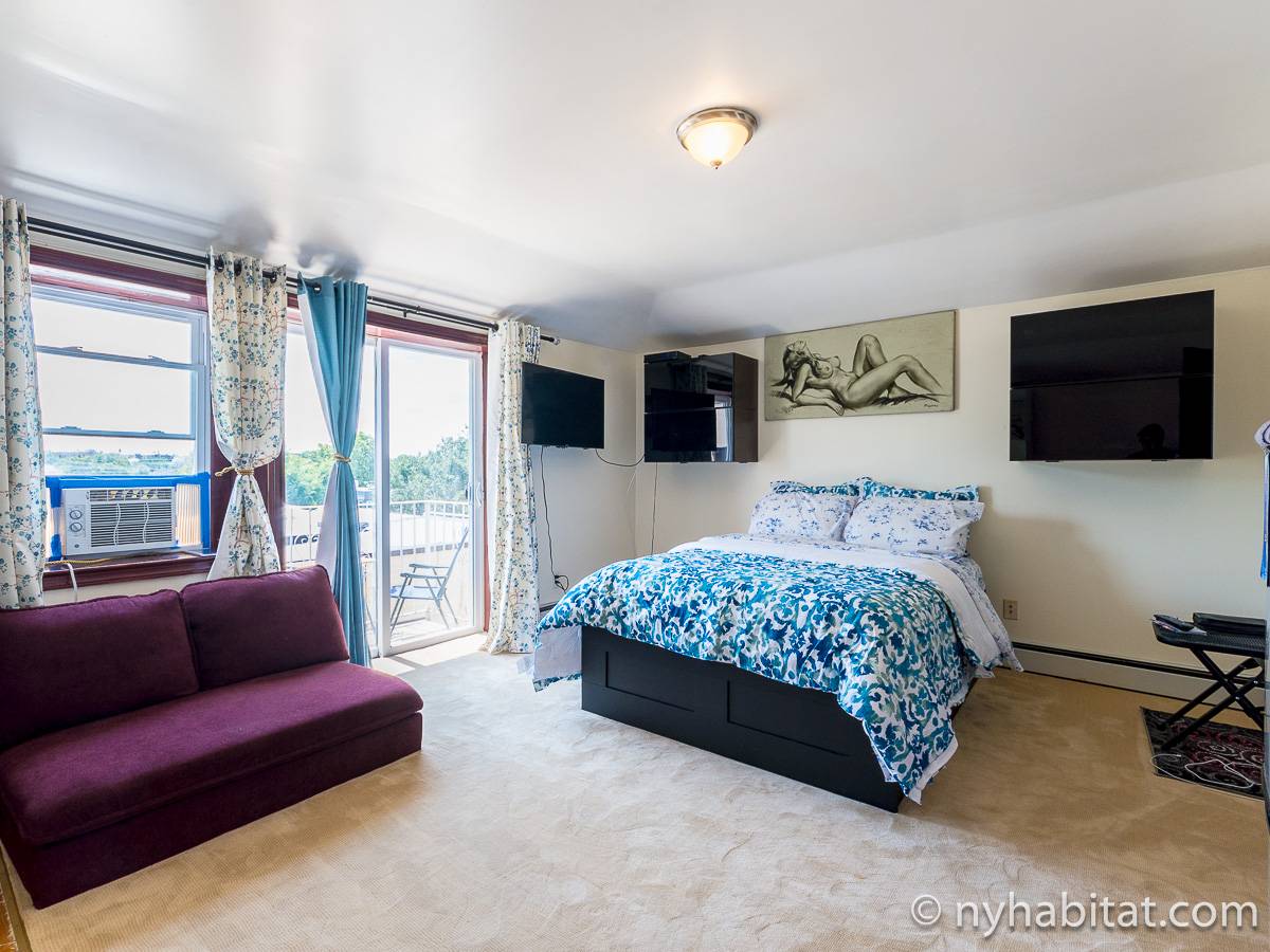 New York Roommate Room for rent in Middle Village, Queens 3 Bedroom apartment (NY17612)