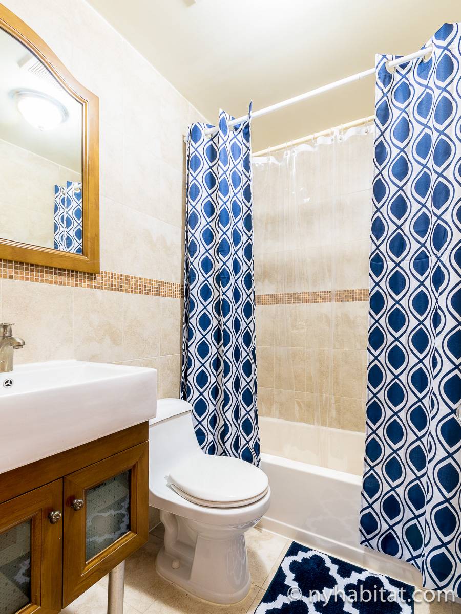 New York Roommate Room for rent in Middle Village, Queens 3 Bedroom apartment (NY17612)