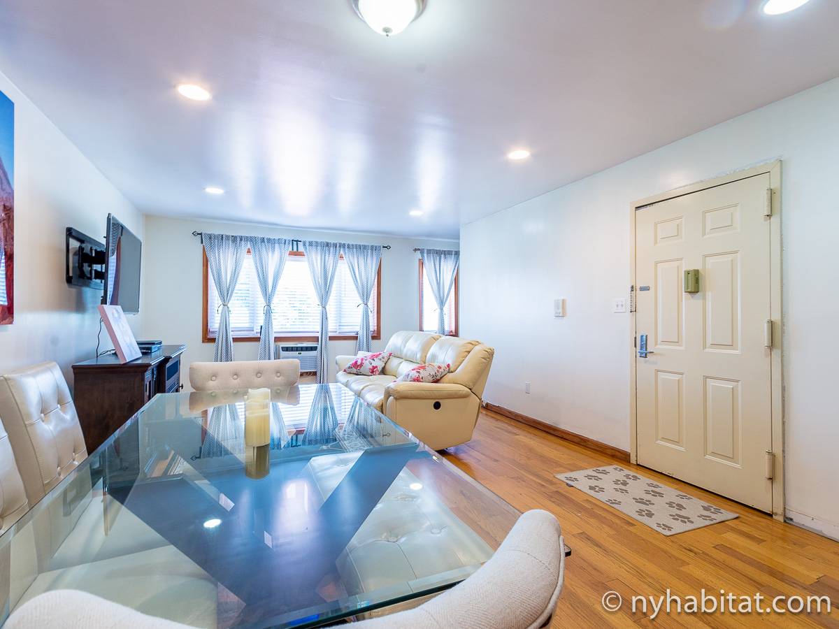 New York Roommate Room for rent in Middle Village, Queens 3 Bedroom apartment (NY17612)