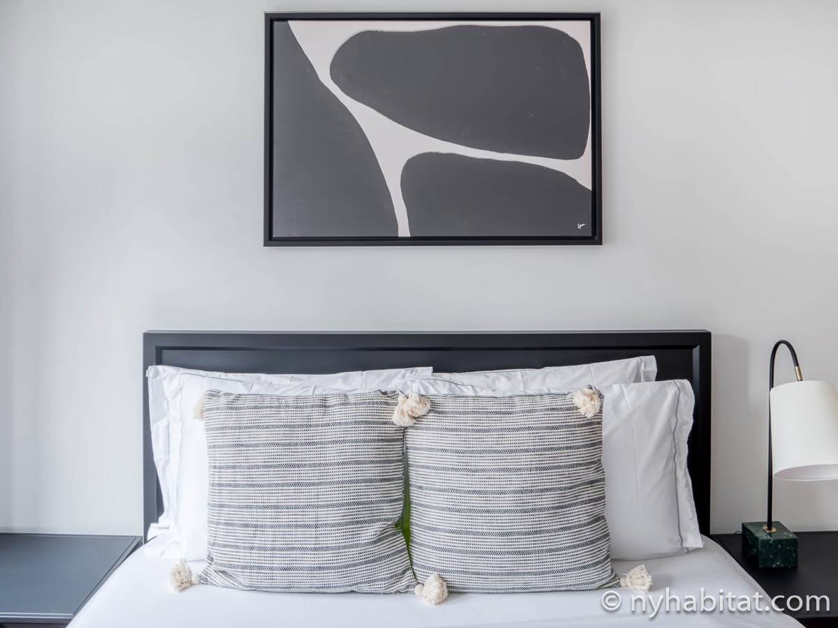 Schlafzimmer - Photo 2 von 3 Schlafzimmer - Photo 2 von 3