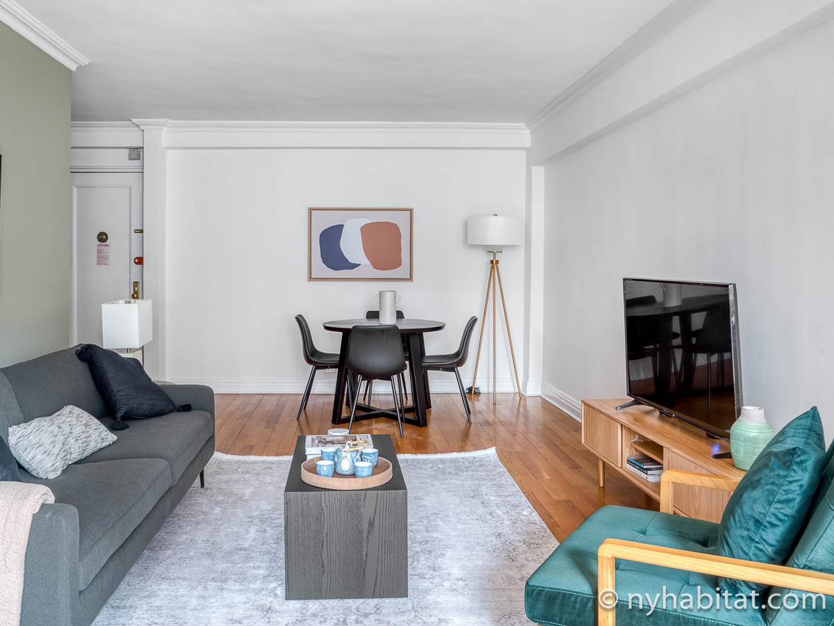 Wohnzimmer - Photo 4 von 7 Wohnzimmer - Photo 4 von 7