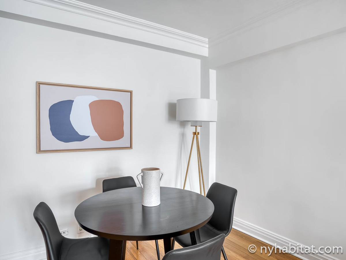 Wohnzimmer - Photo 5 von 7 Wohnzimmer - Photo 5 von 7